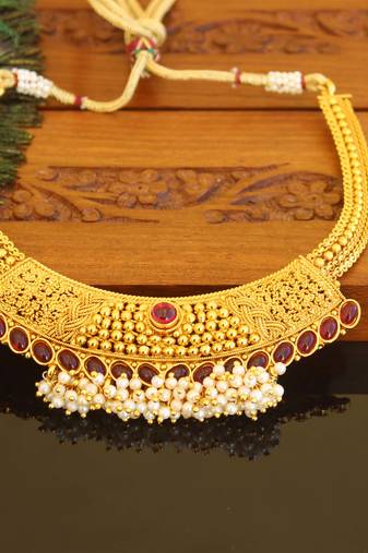 Designer gold plated pearl necklace