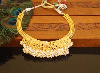 Designer gold plated pearl necklace 1