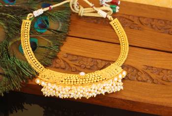 Designer gold plated pearl necklace 2