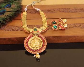 Designer gold plated templekempu necklace set 2