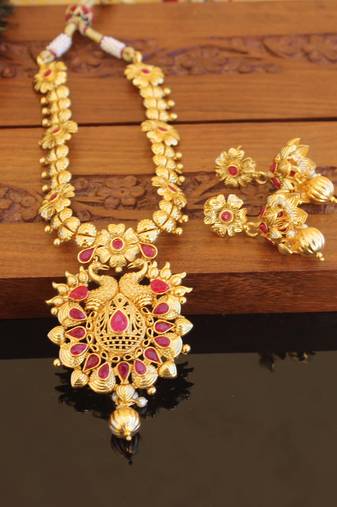 Designer gold plated peacock necklace set