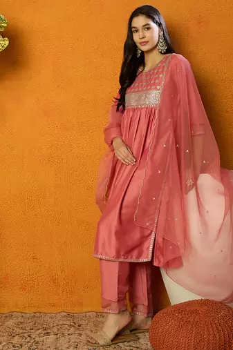 women peach silk blend solid embroidered straight kurta trouser with dupatta