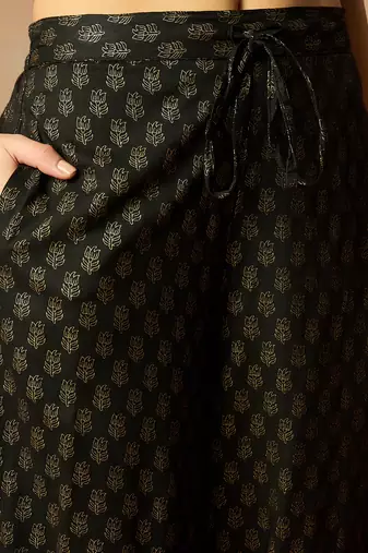 women black viscose rayon solid embroidered straight kurta salwar with dupatta
