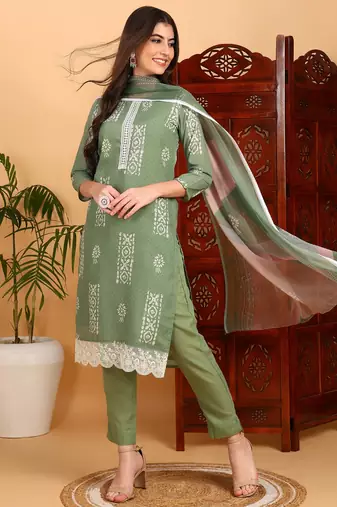 women green silk blend geometric printed straight kurta trouser with dupatta