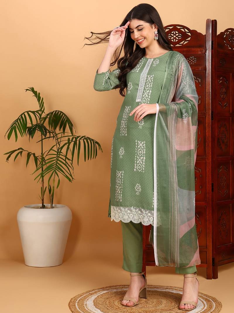 women green silk blend geometric printed straight kurta trouser with dupatta