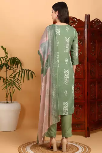 women green silk blend geometric printed straight kurta trouser with dupatta