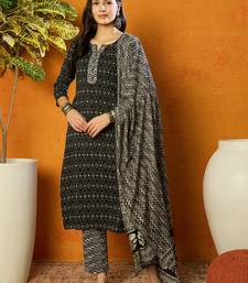 women black rayon blend geometric printed straight kurta trouser with dupatta