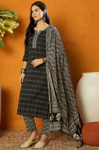 women black rayon blend geometric printed straight kurta trouser with dupatta