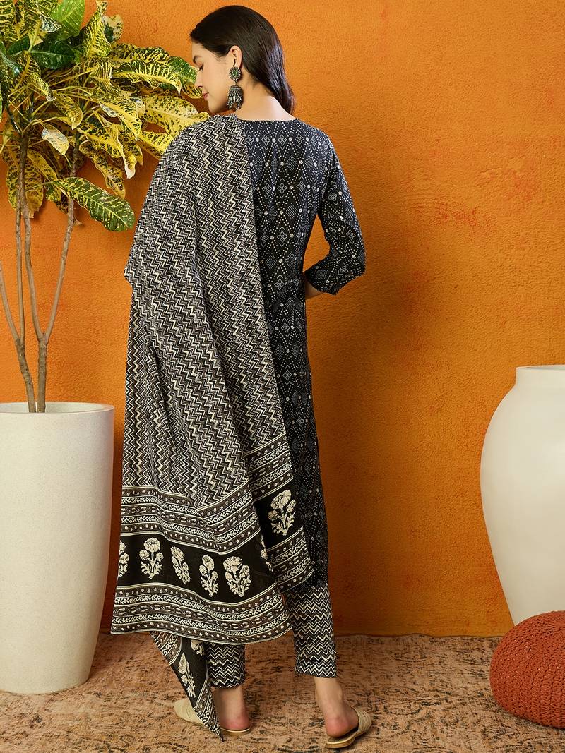 women black rayon blend geometric printed straight kurta trouser with dupatta