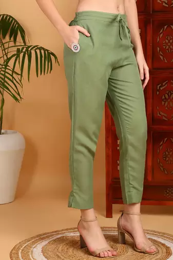 women green silk blend geometric printed straight kurta trouser with dupatta