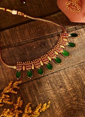 Green Palakka Necklace Set With Earrings 2
