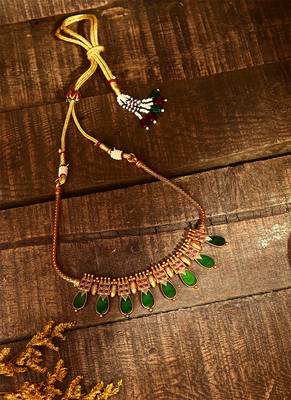 Green Palakka Necklace Set With Earrings 4