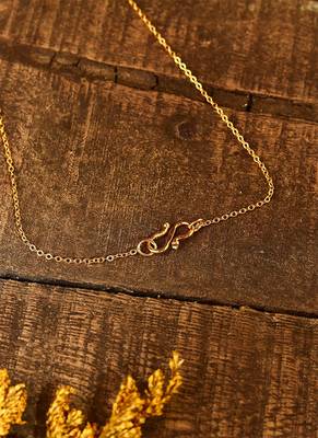 Diamond Shaped Necklace 4