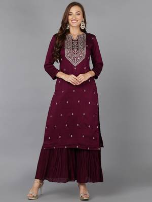 women silk blend embroidered kurta 1