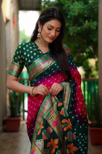 Multi Women'S Pure Gharchola Bandhej Dola Silk Blend Saree