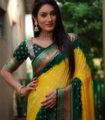 Multi Women'S Pure Gharchola Bandhej Dola Silk Blend Saree