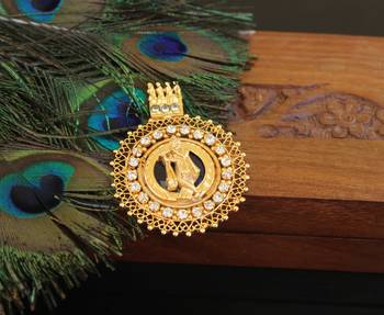 Kerala style gold plated krishna palakka pendant 1