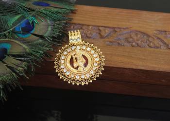 Kerala style gold plated krishna palakka pendant 2