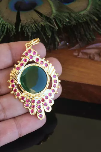 Kerala style gold plated palakka premioum stone pendant