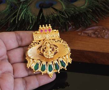 Kerala style gold plated palakka temple pendant 2