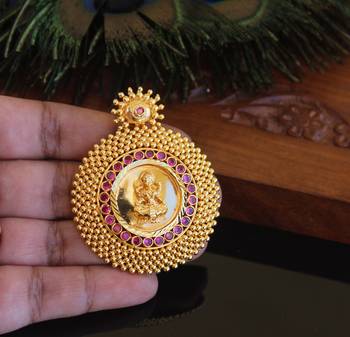 Kerala style gold plated palakka temple pendant 2