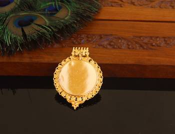 Kerala style gold plated palakka pendant 3