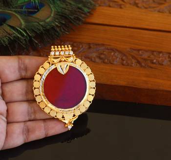 Kerala style gold plated palakka pendant 2