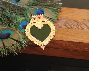 Kerala style gold plated palakka pendant 3