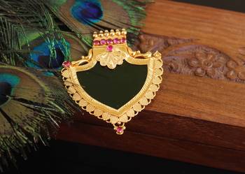 Kerala style gold plated palakka pendant 1
