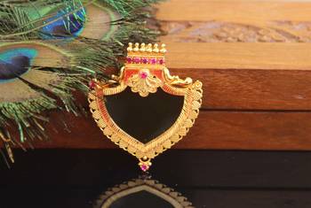 Kerala style gold plated palakka pendant 2