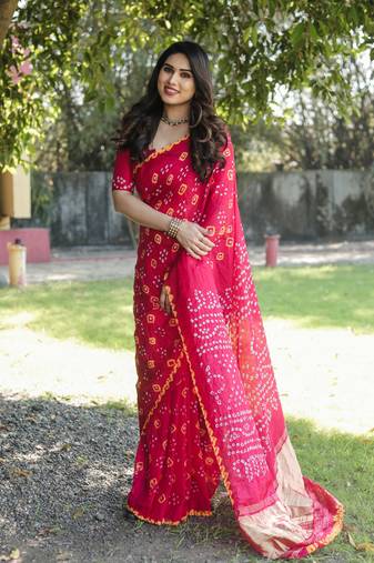 Pink Woven Design Bandhej Silk Blend Saree With Blouse
