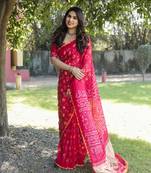 Pink Woven Design Bandhej silk blend Saree With Blouse