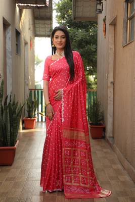 Pink Woven Design Bandhej Soft Silk Blend Saree 1