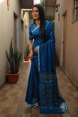 Teal Woven Design Bandhej Soft Silk Blend Saree 1