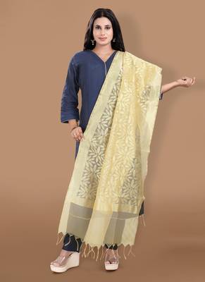 Gold Zari Woven Banarasi Brocade Dupatta 1