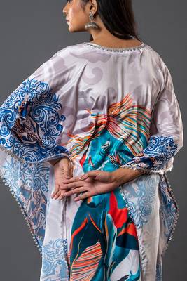 Kalki kaftan set 4