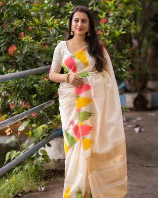  White Silk Blend Sarees With Blouse 1