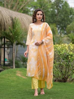 Yufta yellow digital print linen cotton have a lining kurta trouser and dupatta set 1