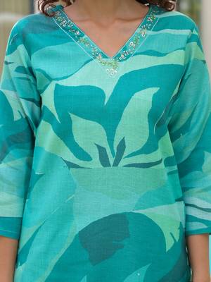 green digital leaf print linen cotton have a lining kurta trouser and dupatta set 4