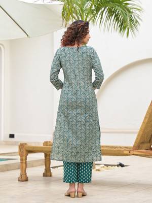  embroidered printed teal green cotton kurta set with dupatta set 3
