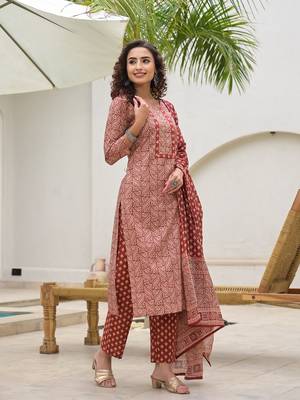 embroidered printed maroon cotton kurta set with dupatta set 2