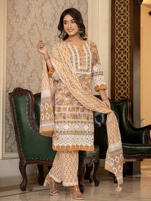 Yufta mustard floral print straight pakistani style kurta trouser and dupatta set 1