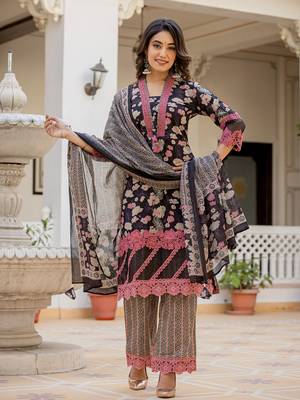 Yufta black floral print pakistani style kurta trouser and dupatta set with lace work 1