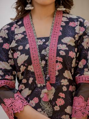 Yufta black floral print pakistani style kurta trouser and dupatta set with lace work 4