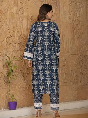  blue floral print pakistani style kurta trouser and dupatta set 3