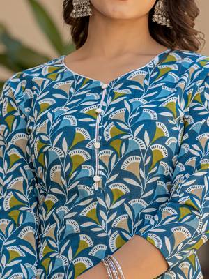 turquoise blue leaf print straight piping on yoke kurta trouser and dupatta set 4