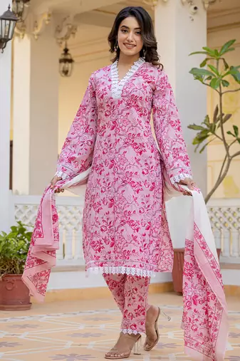  pink floral print pakistani style kurta trouser and dupatta set