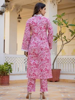  pink floral print pakistani style kurta trouser and dupatta set 3