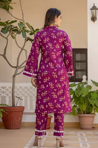 purple floral print straight pakistani style kurta trouser and dupatta set