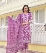  lavender floral print pakistani style kurta trouser and dupatta set